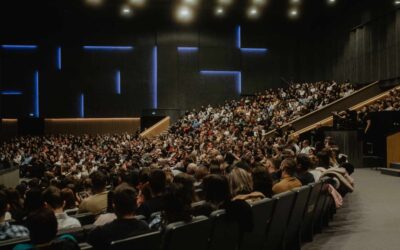How To Connect With An Audience